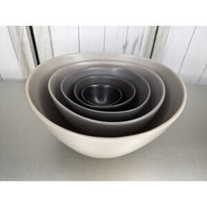 Set of 5 Nesting Crate & Barrel Stoneware Mixing Bowls Gray Black Set